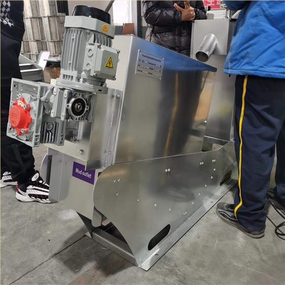 叠螺机厂家(1) 叠螺机厂家(1)