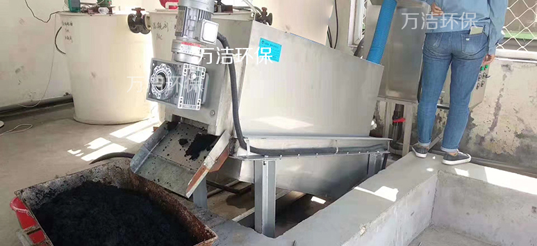 污泥脱水机在姜水处理中的成功案例 污泥脱水机在姜水处理中的成功案例