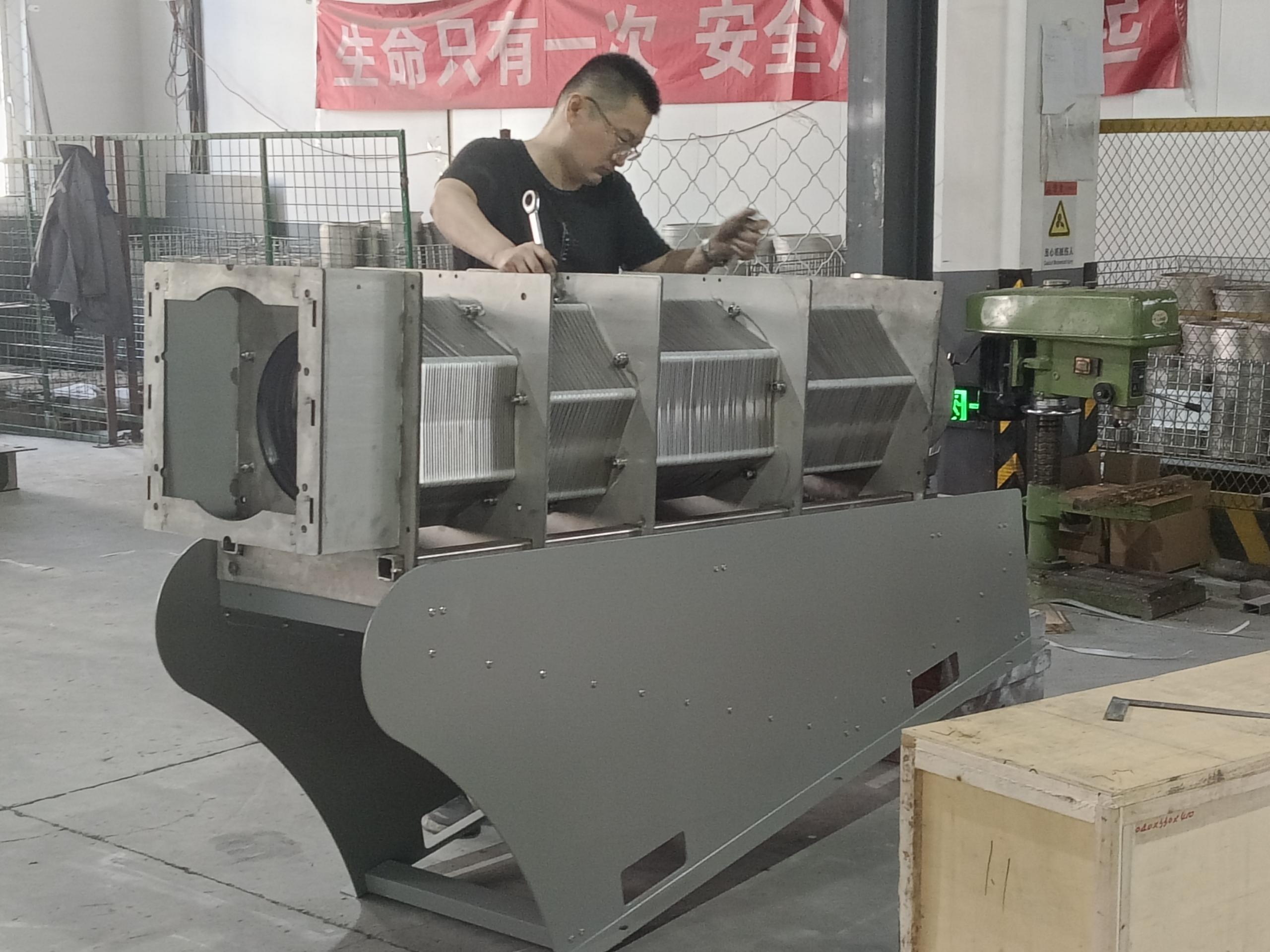 叠螺机厂家(1) 叠螺机厂家(1)